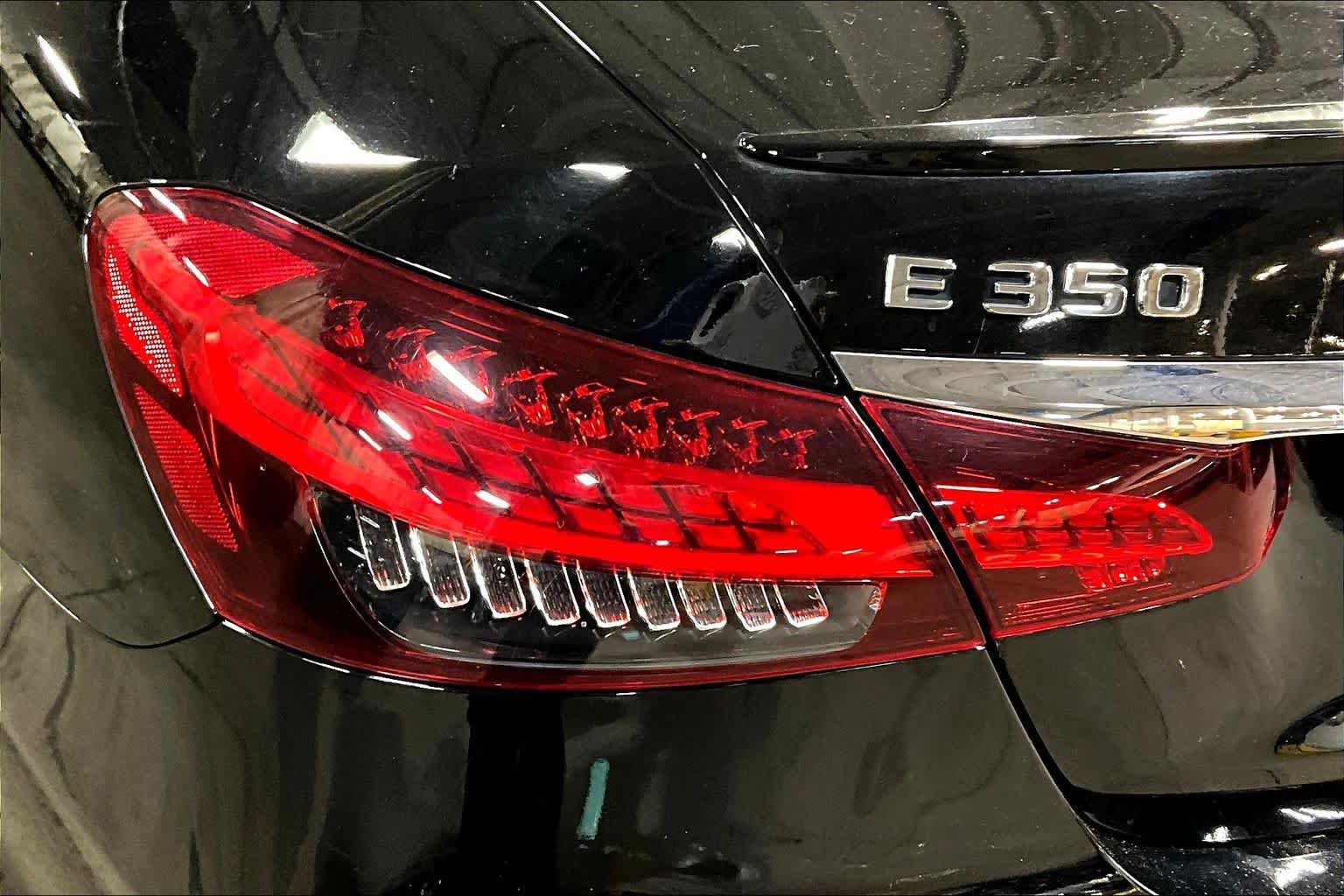 Used 2022 Mercedes-Benz E 350 Sedan image 29
