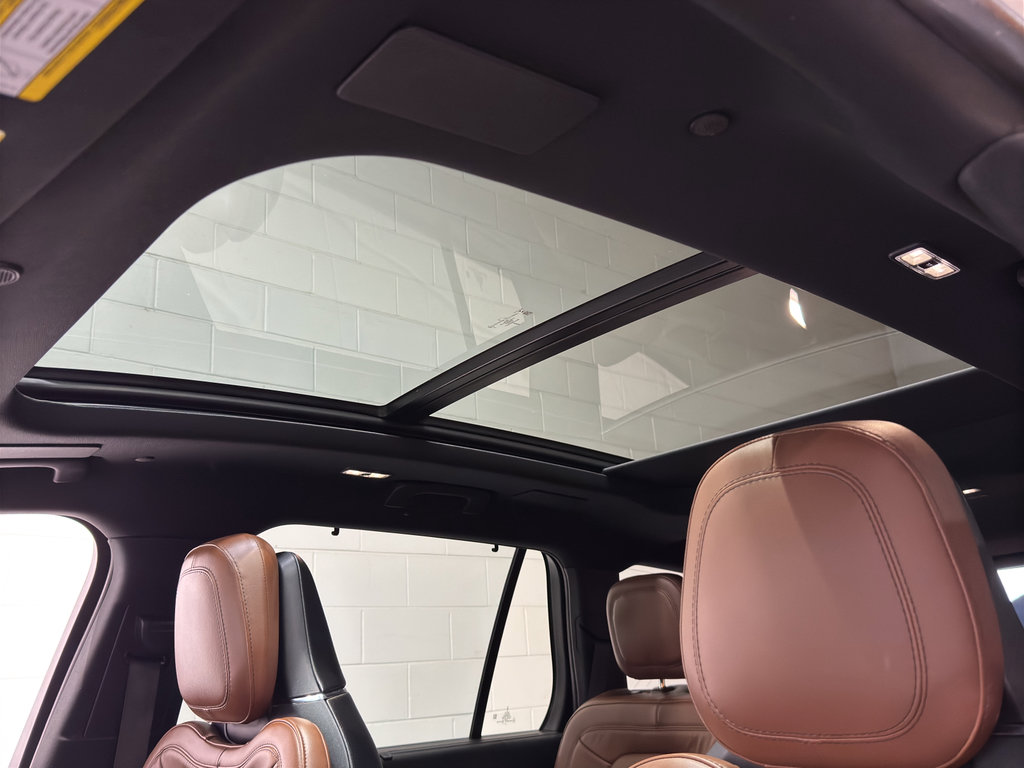 Used 2023 Lincoln Aviator Reserve w/ Equipment Group 201A image 36