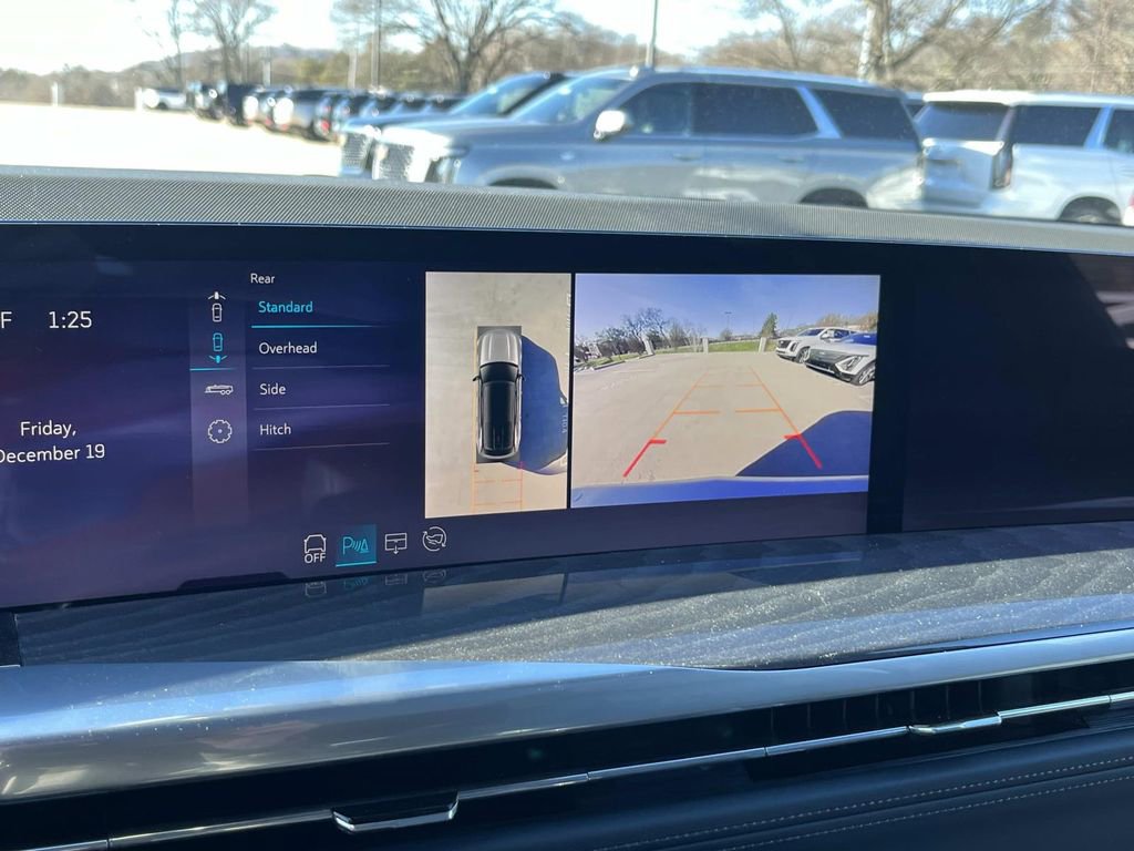 New 2025 Cadillac Escalade IQ Sport 2 image 31