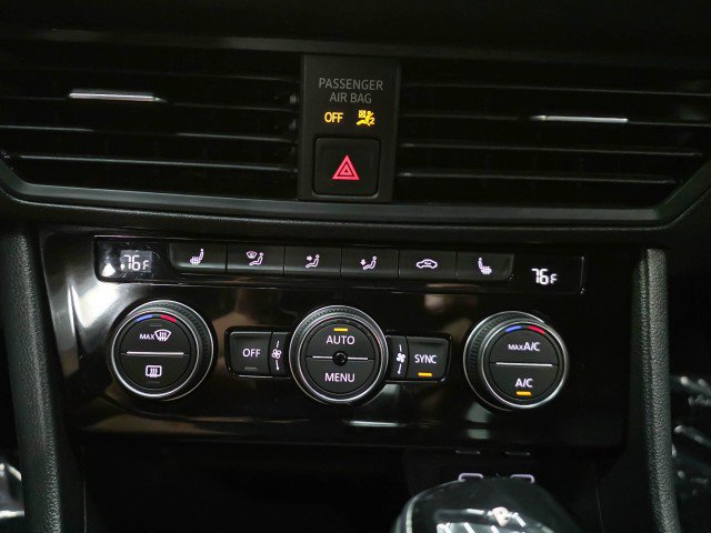 Used 2022 Volkswagen Jetta SE FWD image 26
