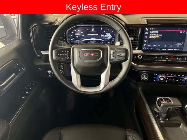 Used 2023 GMC Sierra 1500 SLT image 15