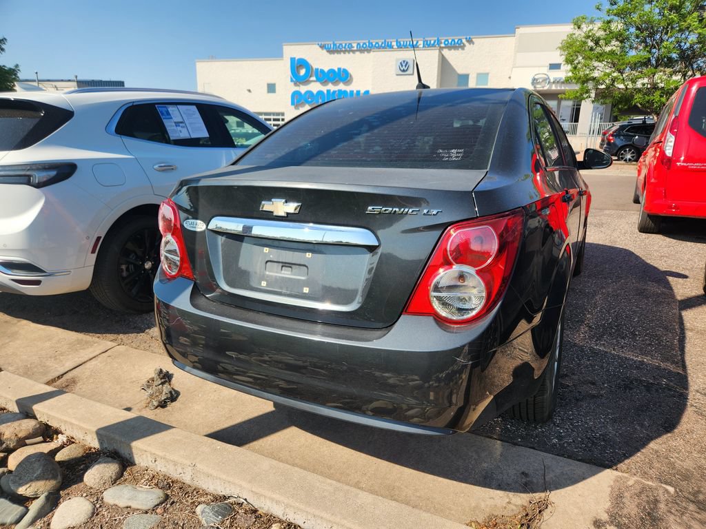 Used 2014 Chevrolet Sonic LT FWD image 9