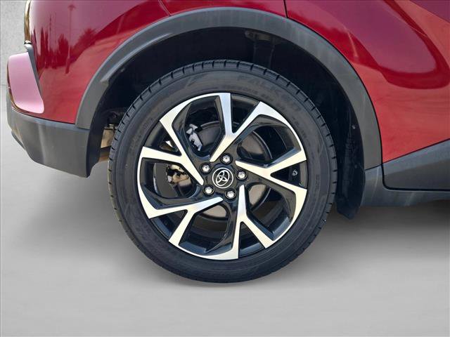 Used 2019 Toyota C-HR Limited FWD image 23