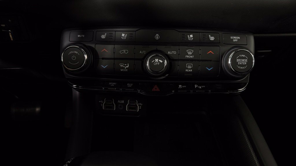 Used 2023 Dodge Durango R/T AWD/4WD image 27