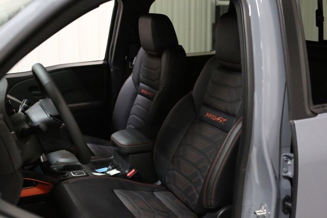 New 2026 Nissan Frontier PRO-4X image 9