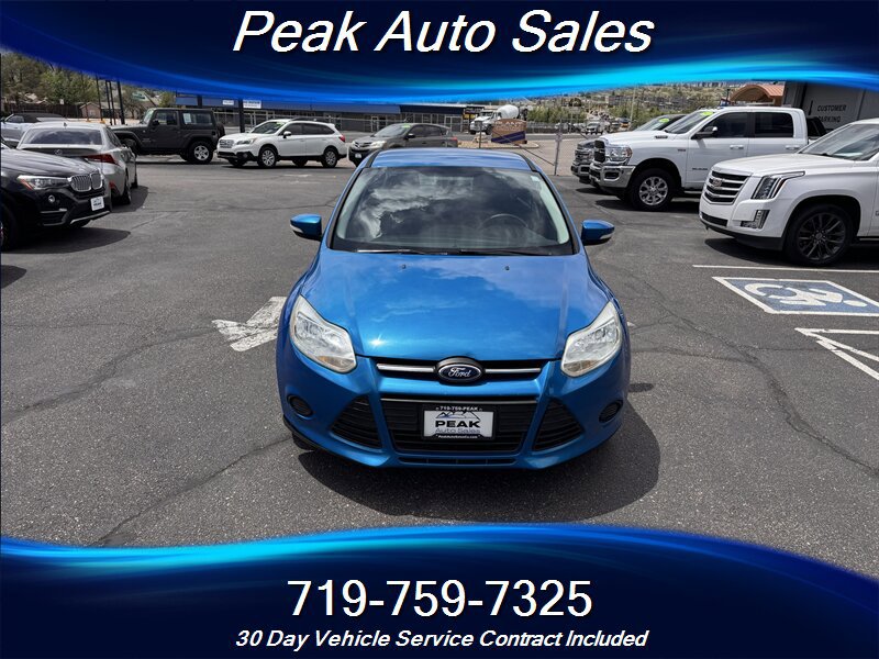 Used 2014 Ford Focus SE FWD image 2