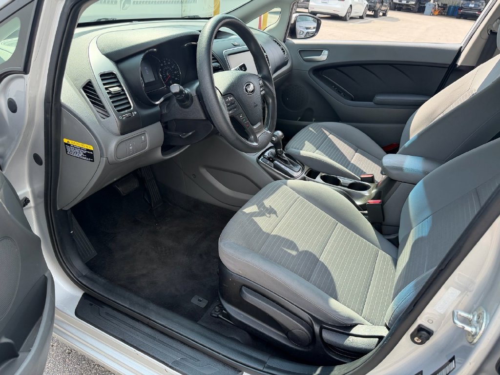 Used 2018 Kia Forte LX w/ LX Popular Package FWD image 11