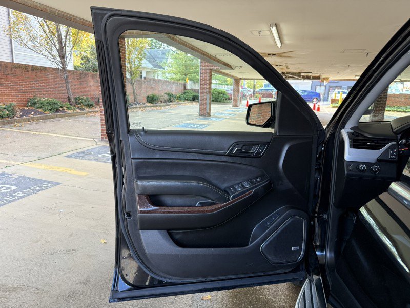 Used 2020 GMC Yukon SLT image 12