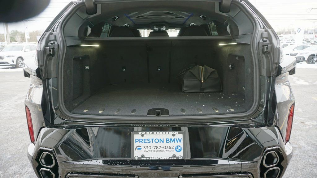 Used 2026 BMW XM Label Red image 7