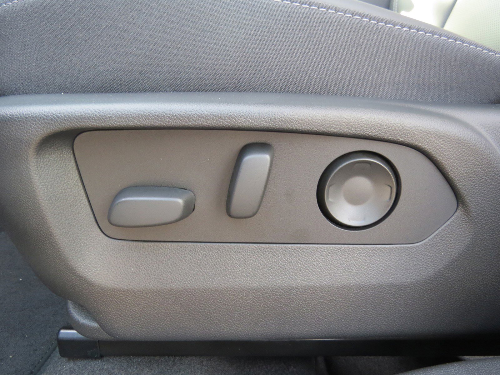 New 2025 Buick Envision Preferred image 18