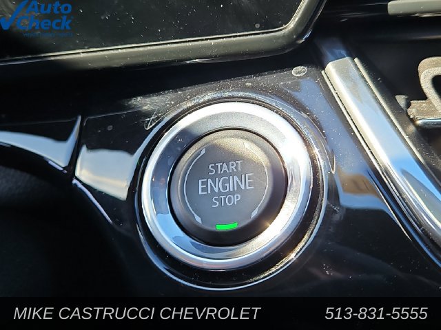 Used 2024 Chevrolet Trax RS w/ Sunroof Package FWD image 18