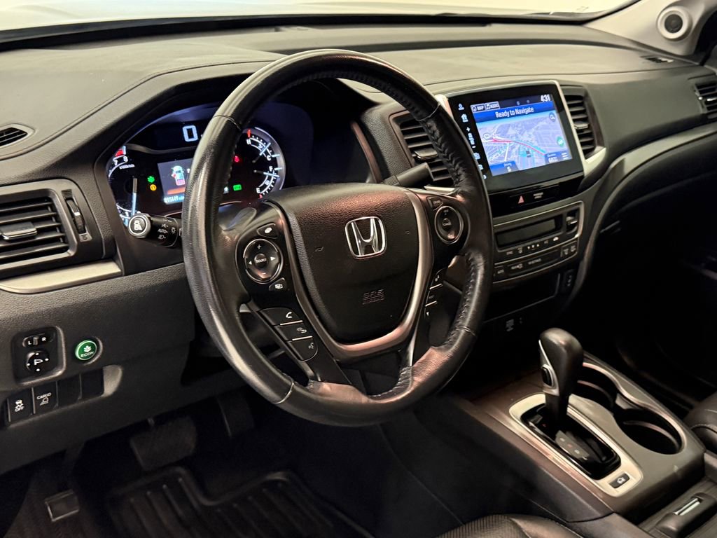Used 2017 Honda Ridgeline RTL-T image 18