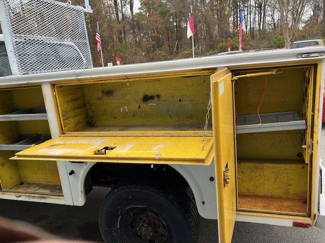 Used 2004 Ford F350 XL AWD/4WD image 16