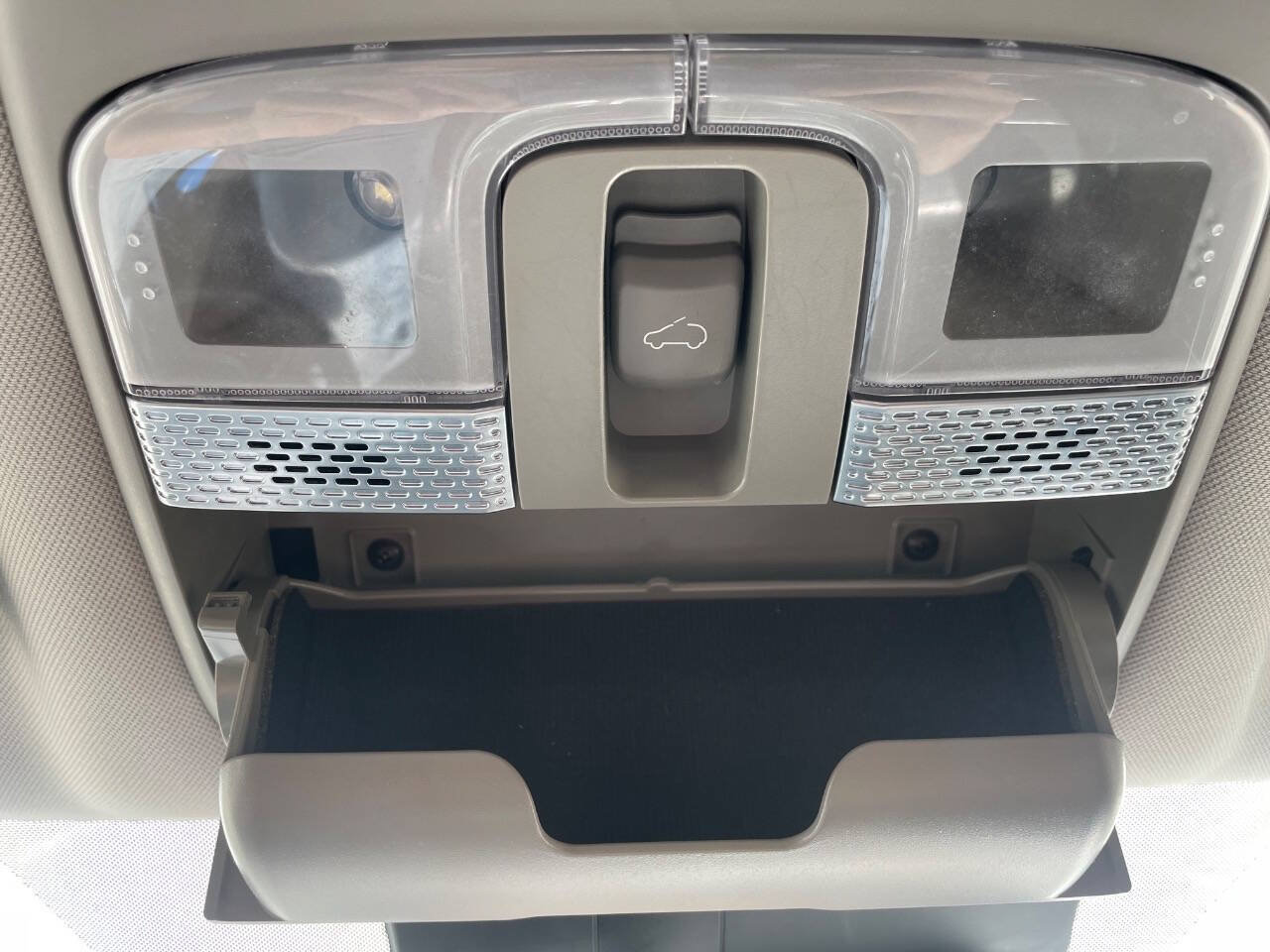 Used 2020 Kia Telluride S AWD/4WD image 21