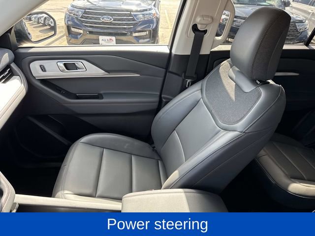 Used 2025 Ford Explorer Active w/ Active Comfort Package image 18