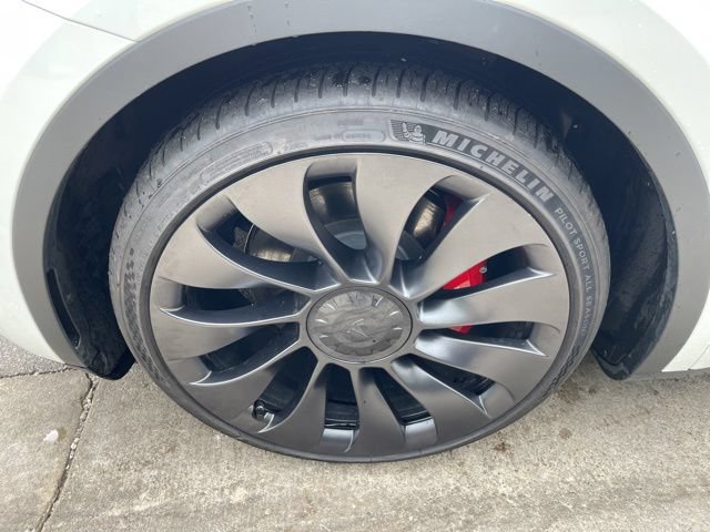 Used 2023 Tesla Model Y Performance AWD/4WD image 30