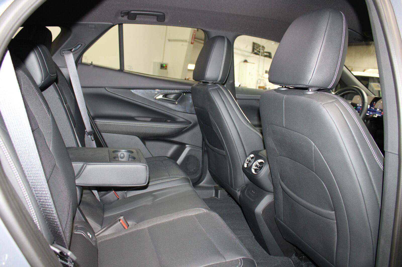 Certified 2024 Chevrolet Blazer EV LT AWD/4WD image 23