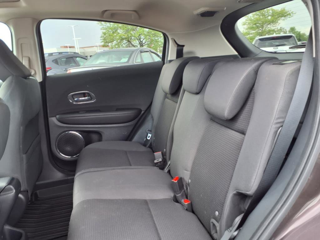 Used 2021 Honda HR-V EX image 10