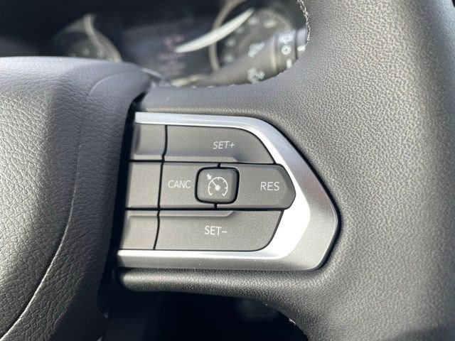 New 2026 Jeep Compass Latitude AWD/4WD image 15