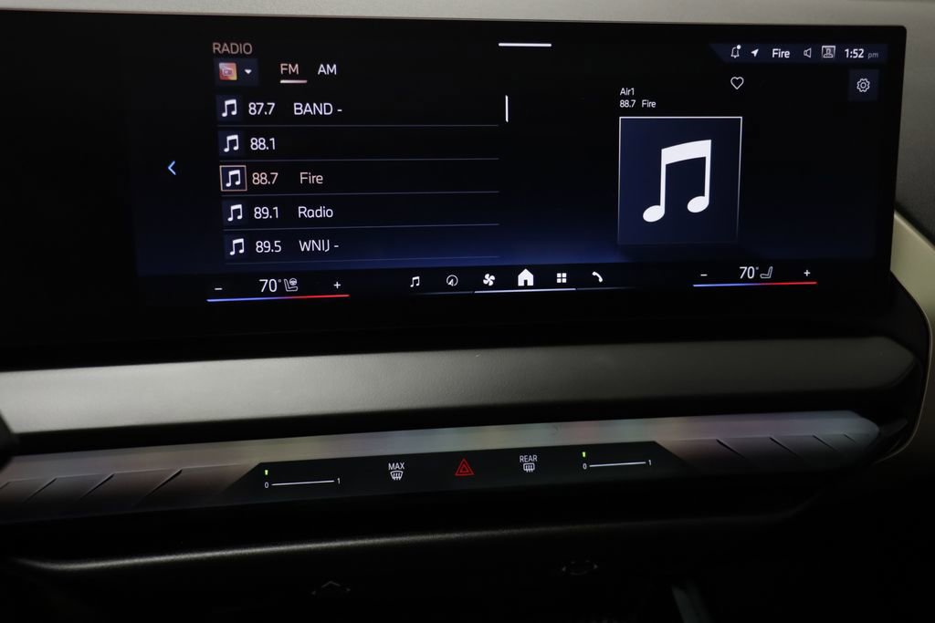 Certified 2025 BMW X3 xDrive30i image 9