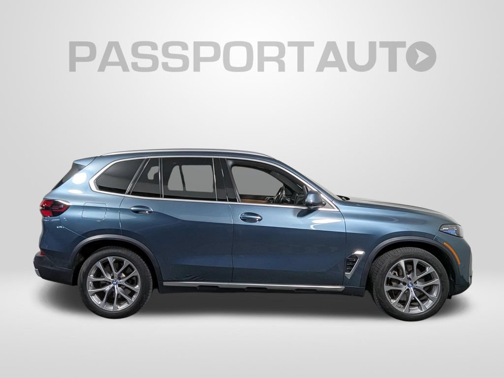Certified 2024 BMW X5 xDrive50e w/ Premium Package AWD/4WD image 7