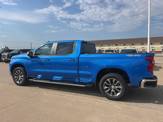 Used 2025 Chevrolet Silverado 1500 LT image 10