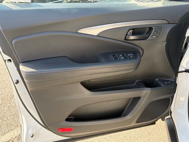 Certified 2023 Honda Passport EX-L image 12