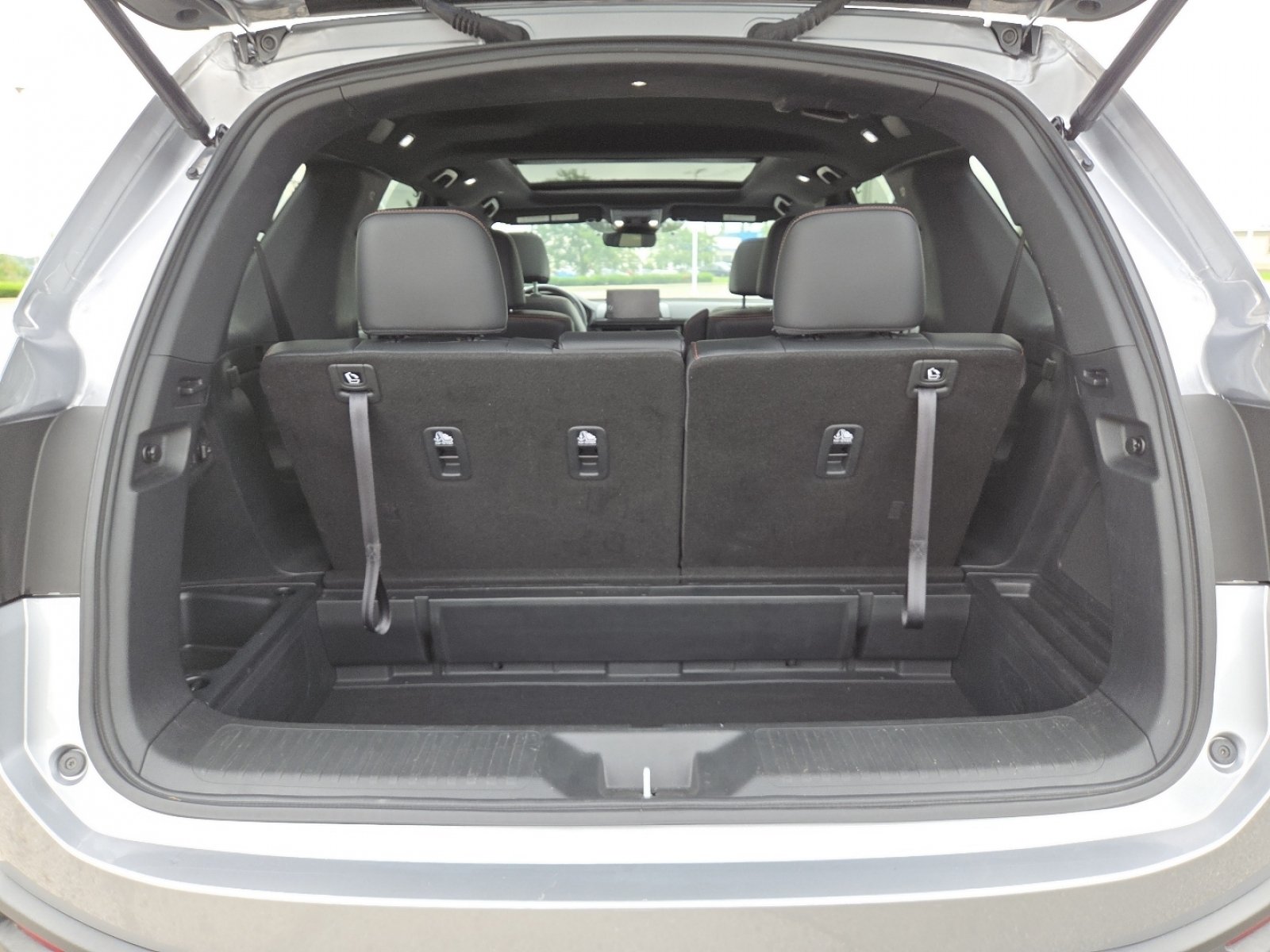 Used 2025 Honda Pilot TrailSport image 20