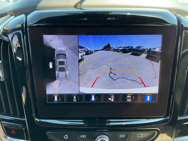 Used 2023 Chevrolet Traverse Premier w/ LPO, Floor Liner Package FWD image 15