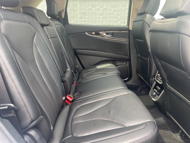 Used 2023 Lincoln Nautilus Reserve AWD/4WD image 16