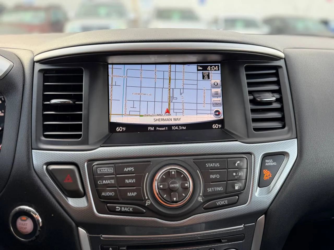 Used 2019 Nissan Pathfinder SL image 37