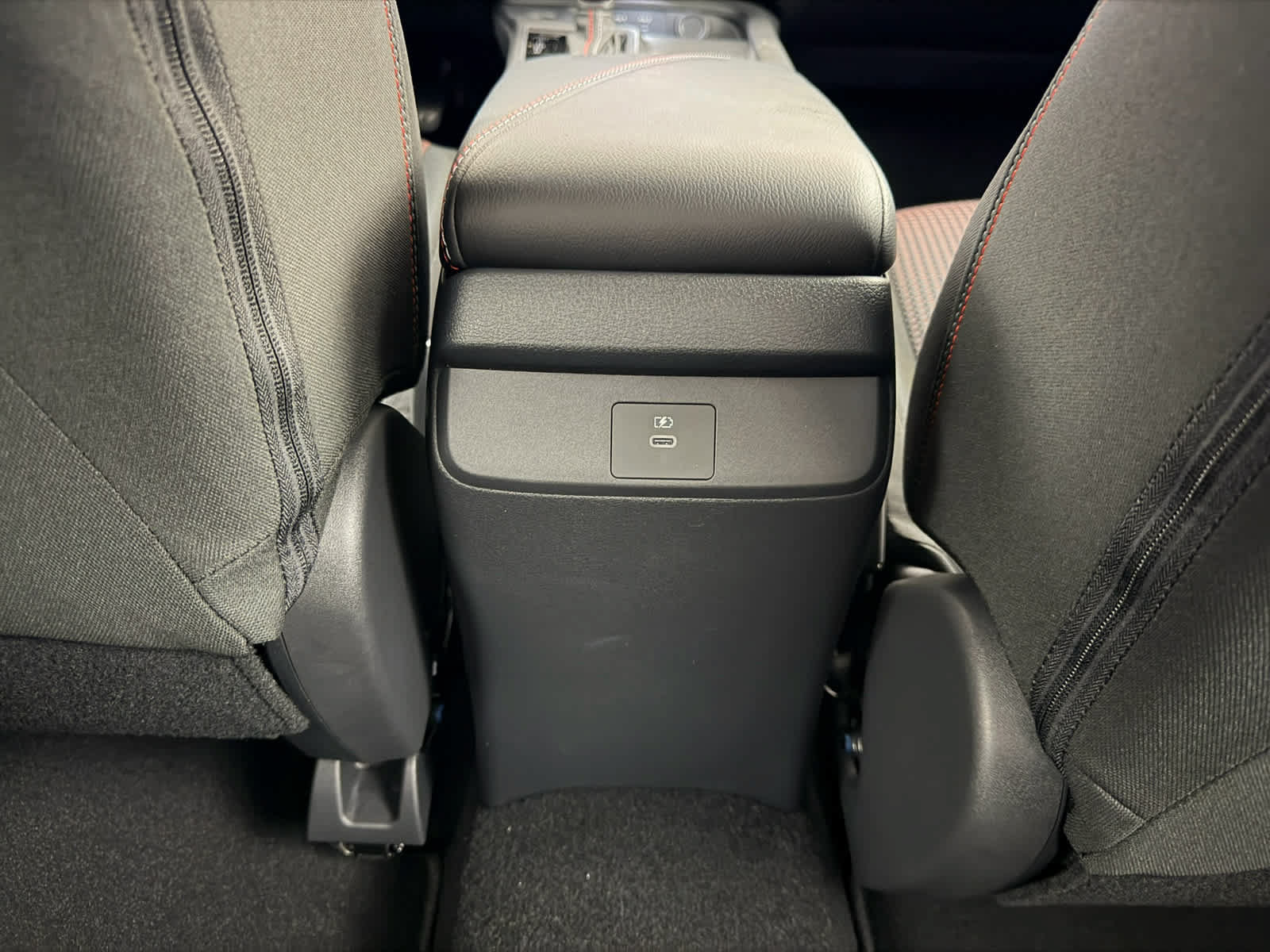 New 2027 Nissan Sentra SR w/ Floor Mat Package FWD image 21
