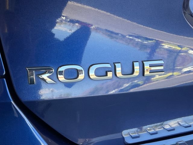 Used 2018 Nissan Rogue S AWD/4WD image 19