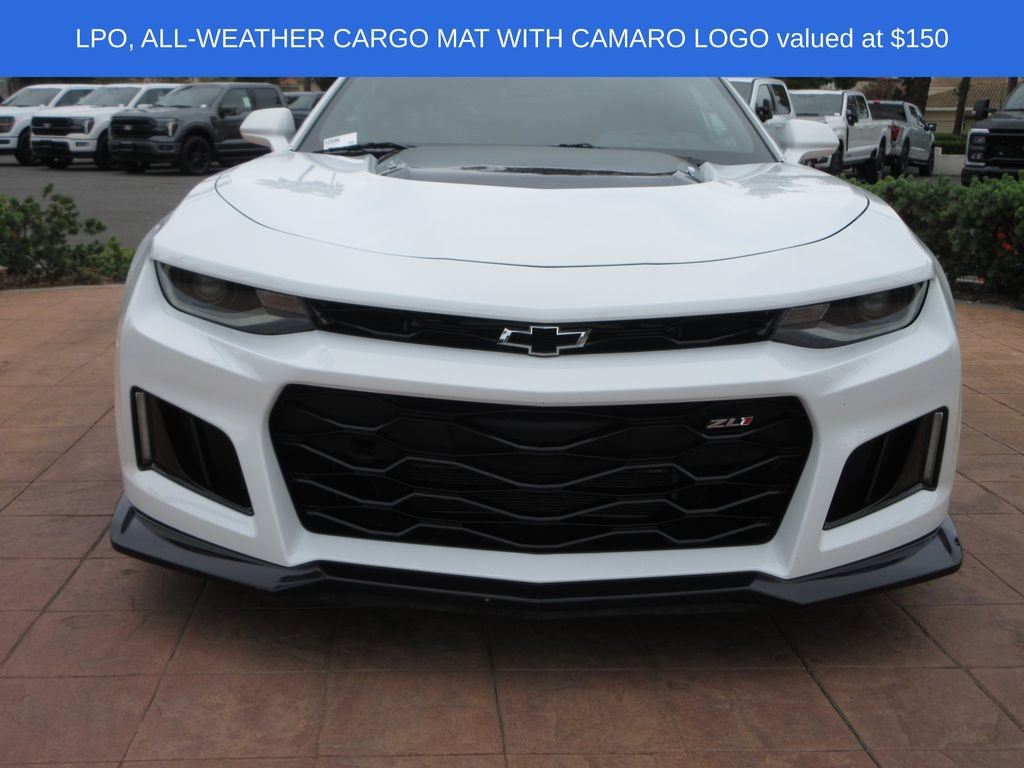 Used 2018 Chevrolet Camaro ZL1 RWD image 8