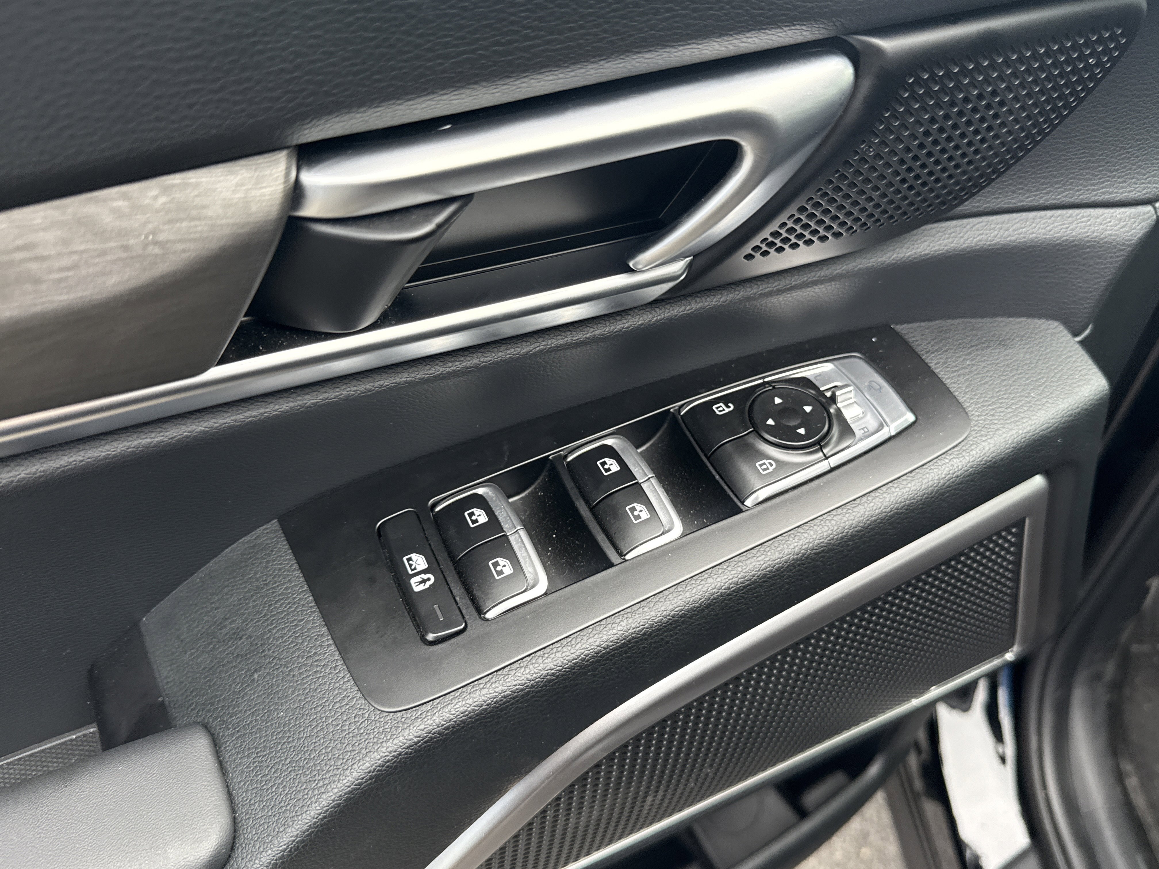 Used 2025 Kia Telluride EX X-Line image 19