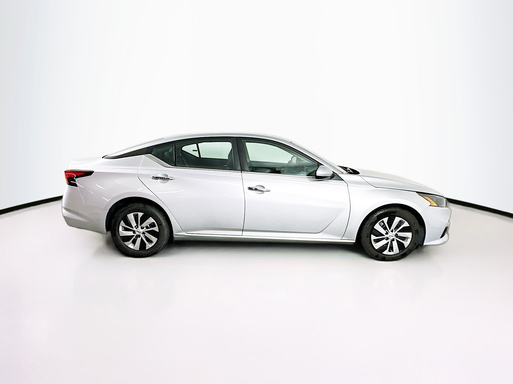 Used 2022 Nissan Altima 2.5 S image 10