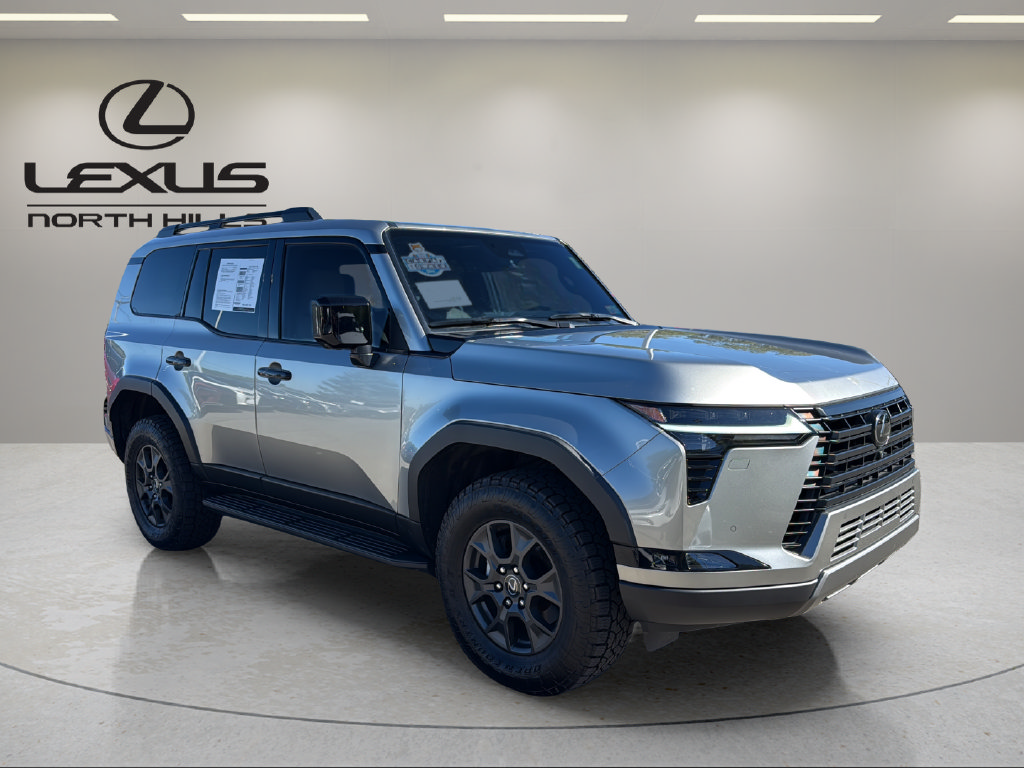 Used 2024 Lexus GX 550 AWD/4WD image 4
