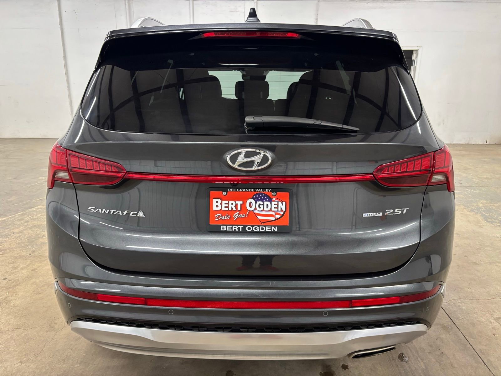Used 2023 Hyundai Santa Fe Calligraphy AWD/4WD image 6