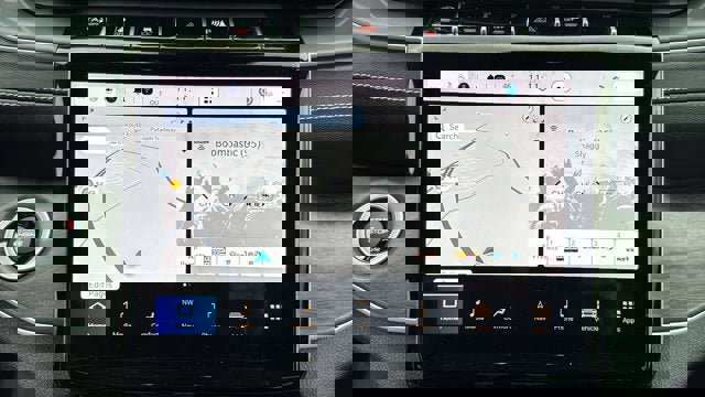 Certified 2023 Jeep Grand Cherokee Limited AWD/4WD image 17