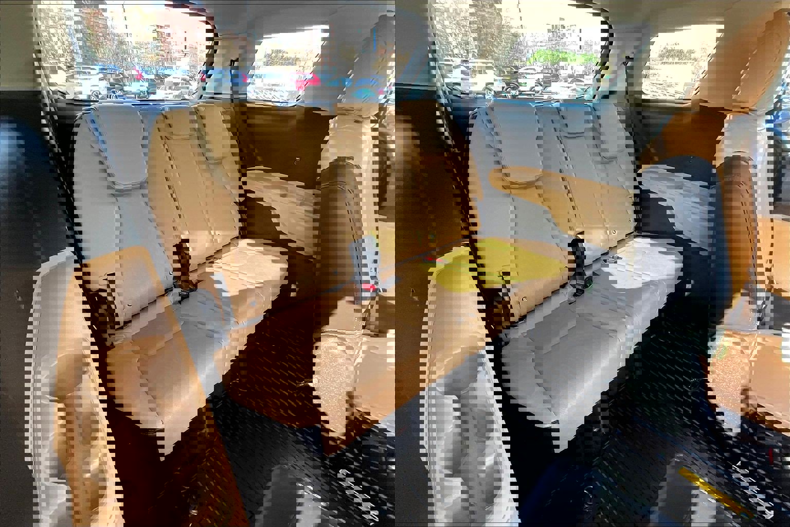 Used 2023 Kia Carnival LX image 29