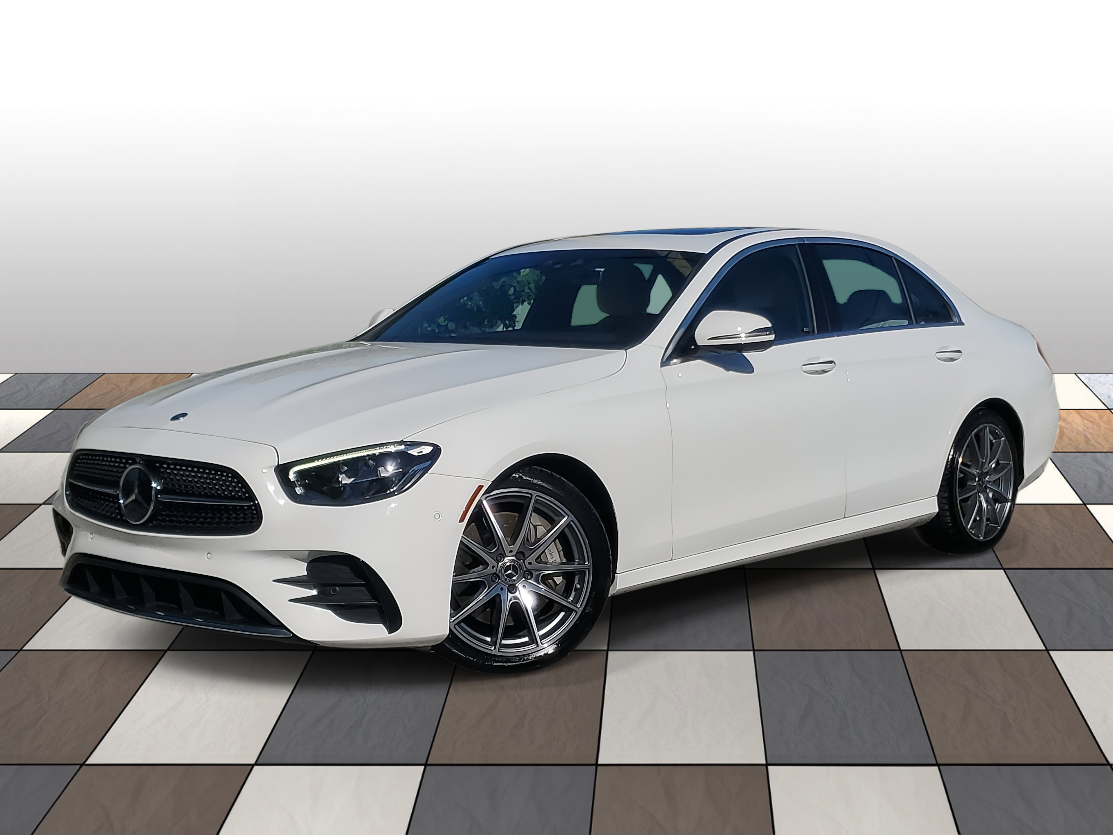 Used 2022 Mercedes-Benz E 350 Sedan image 1