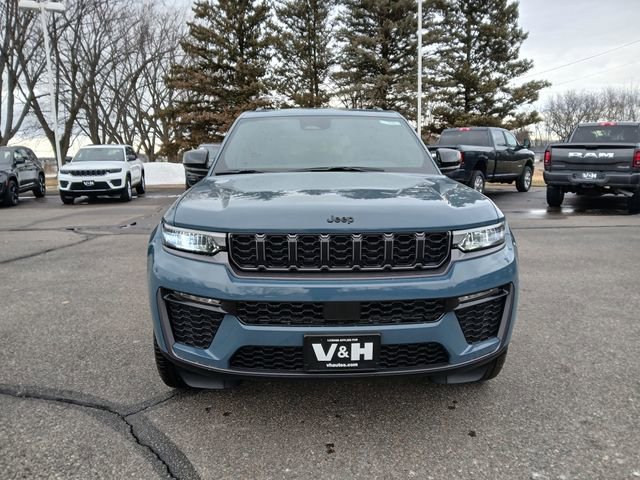 New 2026 Jeep Grand Cherokee Limited w/ Limited Altitude Package image 2