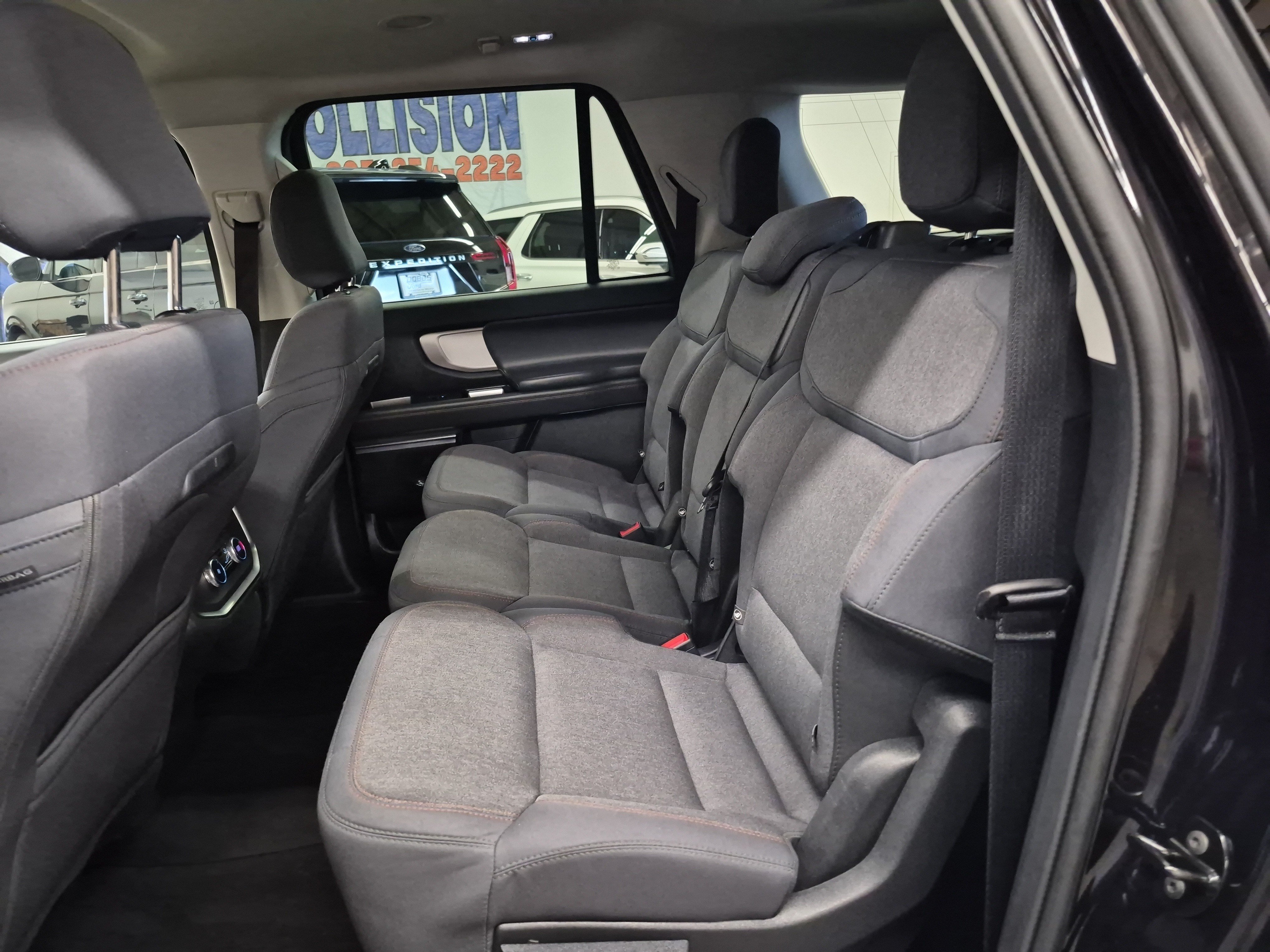 Certified 2025 Ford Expedition Max Active AWD/4WD image 15