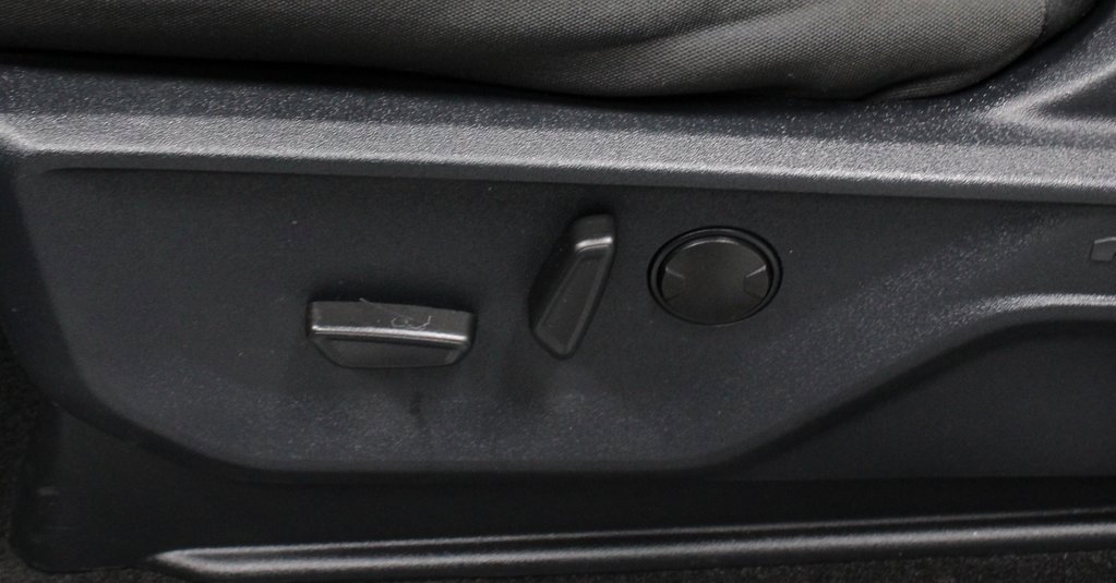 Certified 2022 Ford F150 XLT w/ Equipment Group 302A High image 23