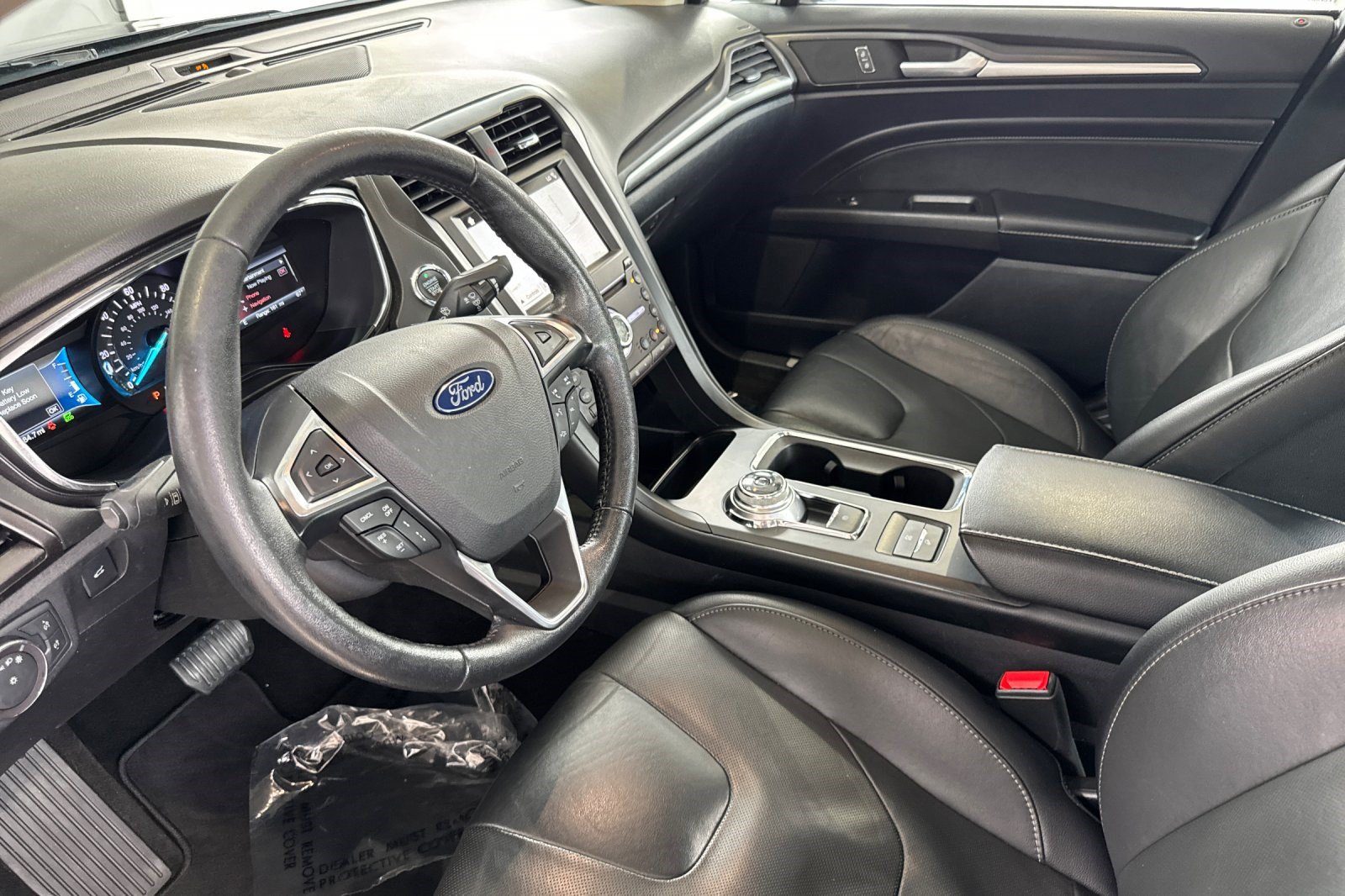 Used 2019 Ford Fusion Titanium FWD image 11