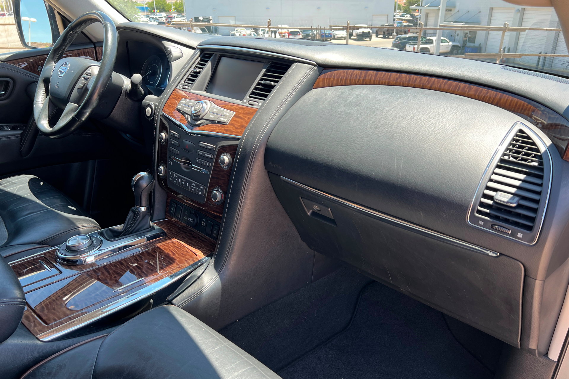 Used 2018 Nissan Armada SL w/ Moonroof Package AWD/4WD image 24