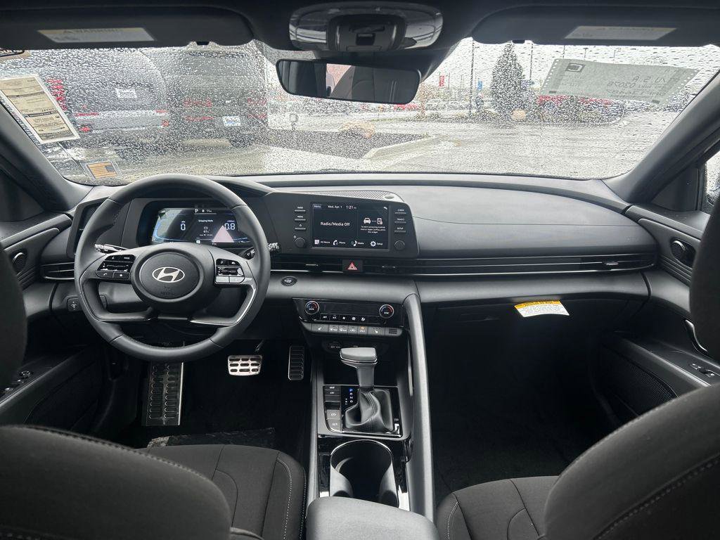 New 2026 Hyundai Elantra SEL Sport Premium image 12