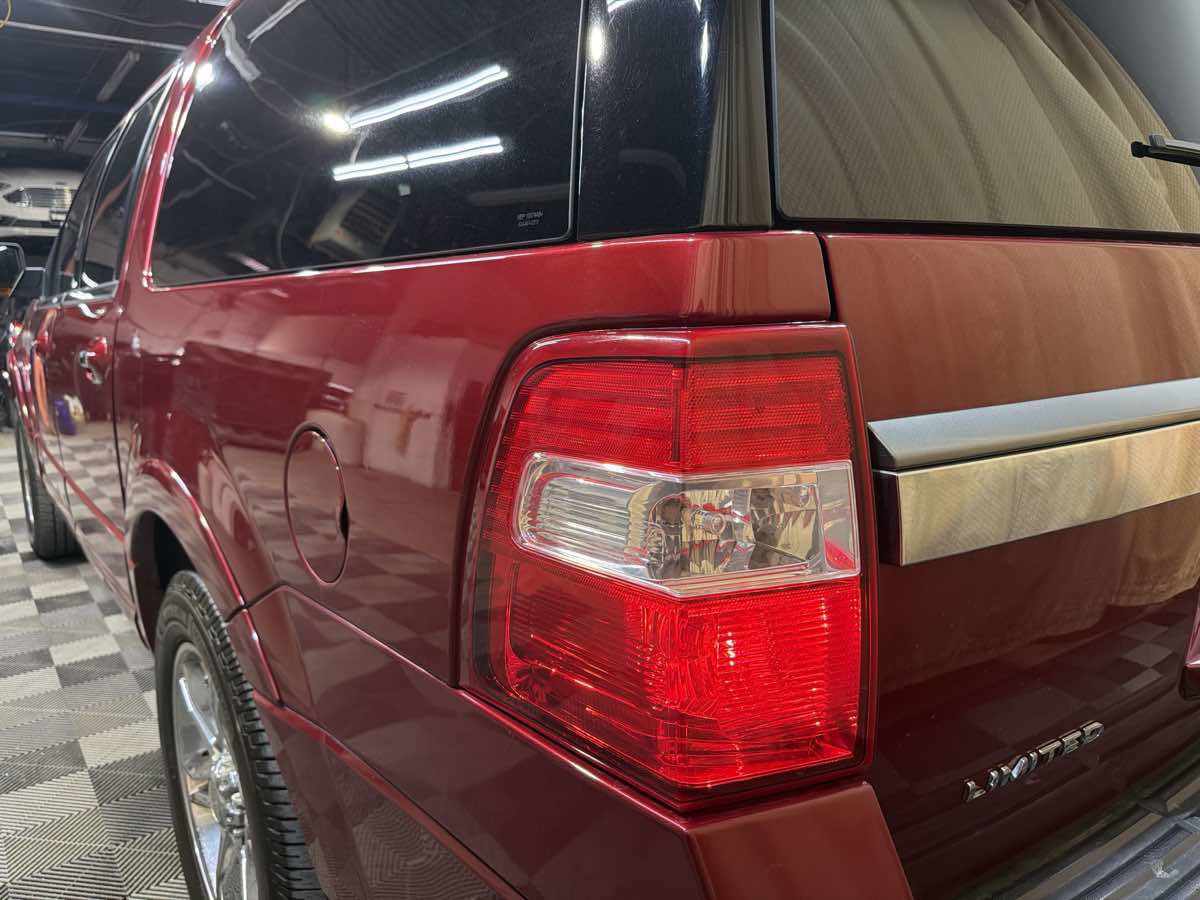 Used 2017 Ford Expedition EL Limited w/ Equipment Group 301A image 9