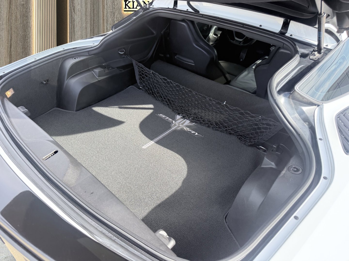 Used 2017 Chevrolet Corvette Z51 1LT w/ Carbon Flash Badge Package image 15