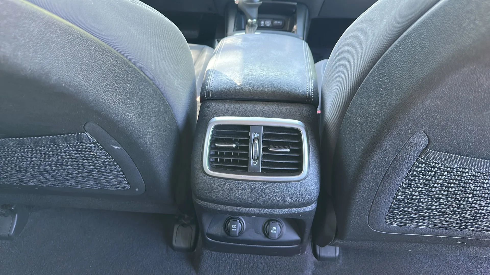 Used 2016 Kia Sorento LX image 27
